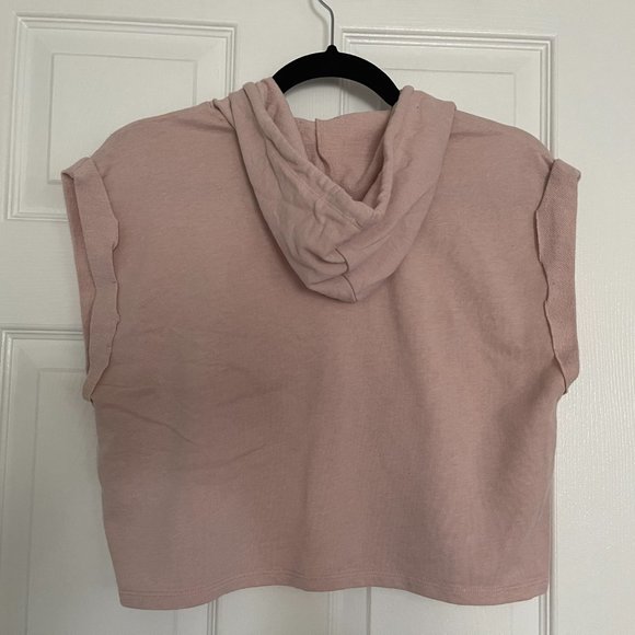 H&M Cropped Short Sleeve Sweater - Picture 2 of 3